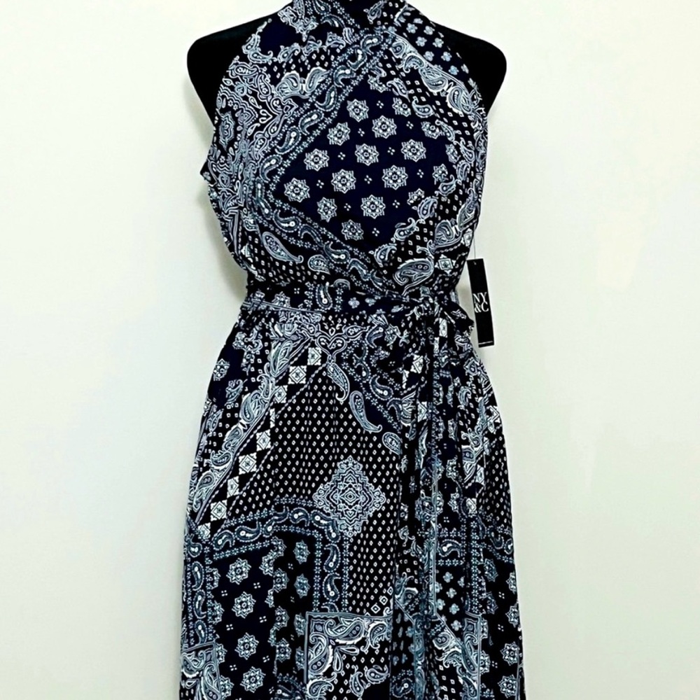 NWT New York & Company Halter Neck Sleeveless Shift Dress Blue Paisley Small